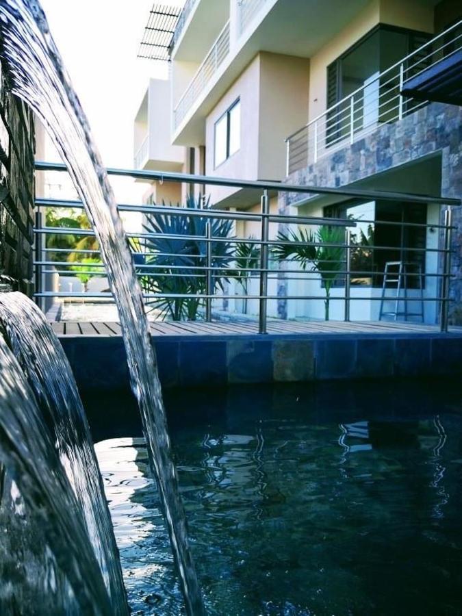 Westwood Apartments Flic en Flac Bagian luar foto